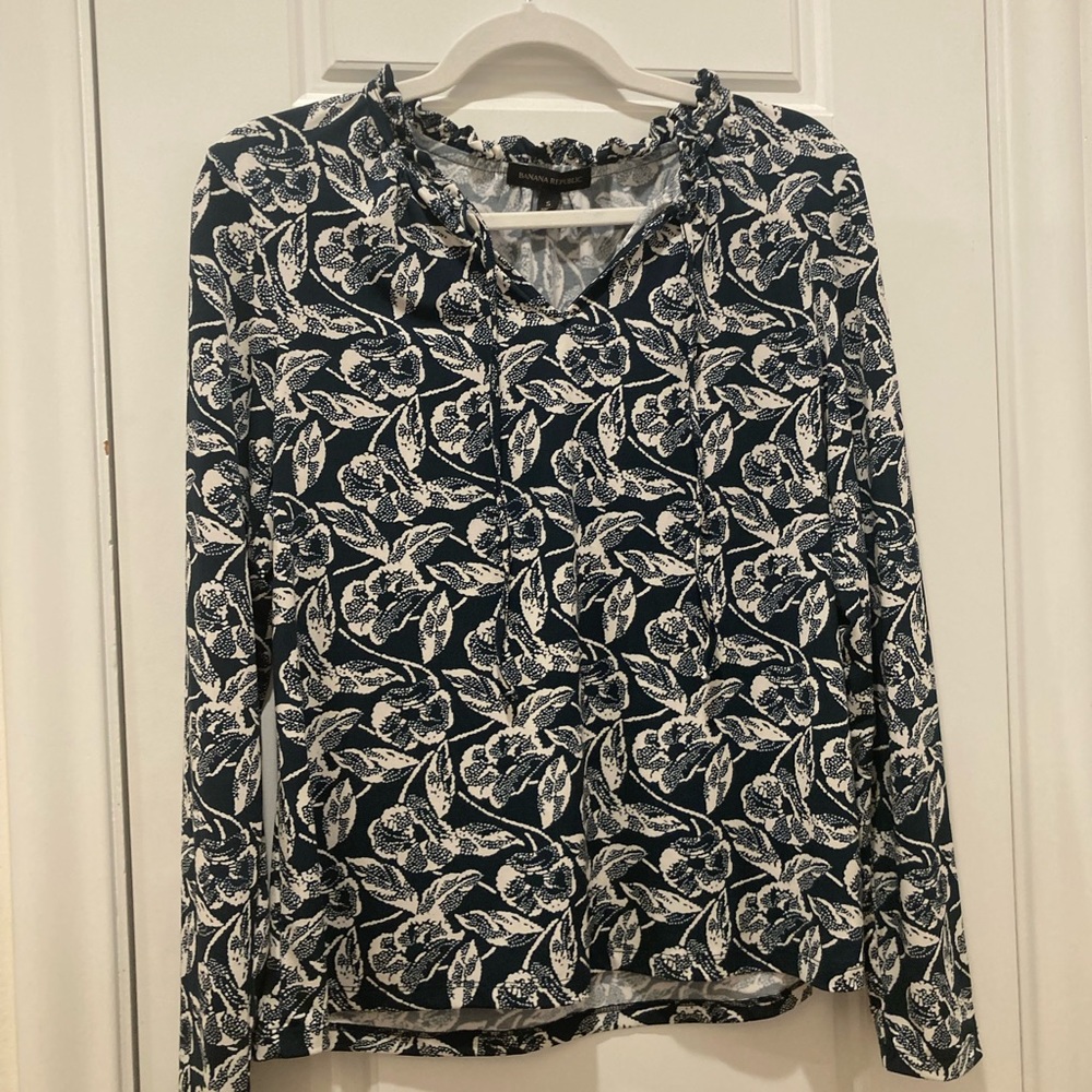 Cute stretchy top!
